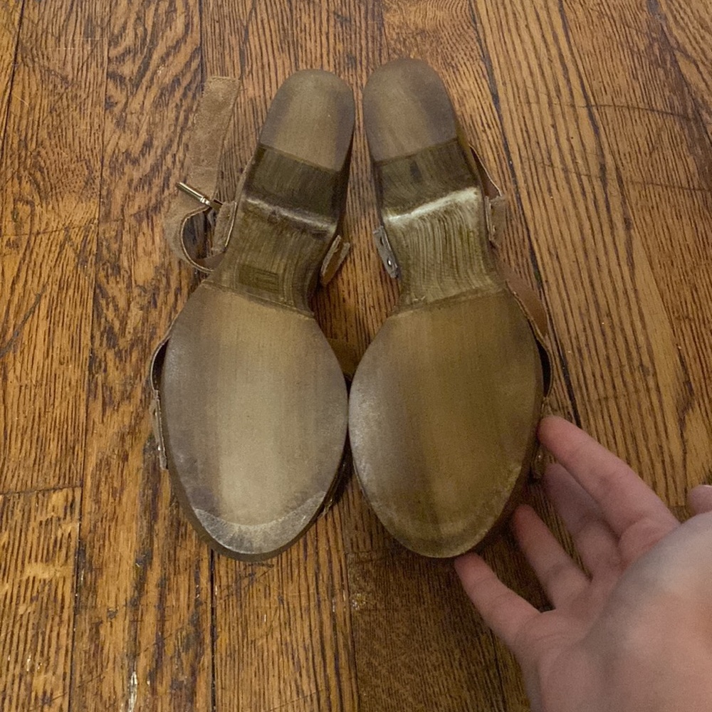 Aldo platforms - Picture 5 of 5